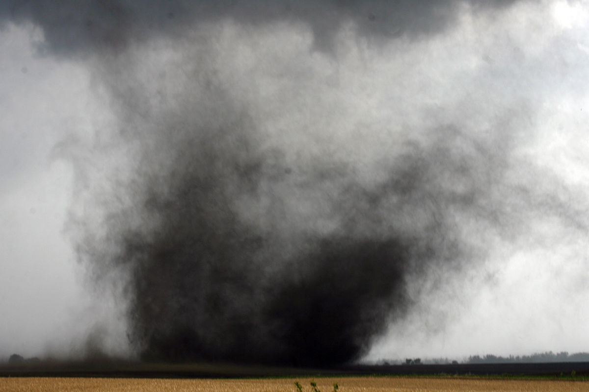 052508bp-tornado1